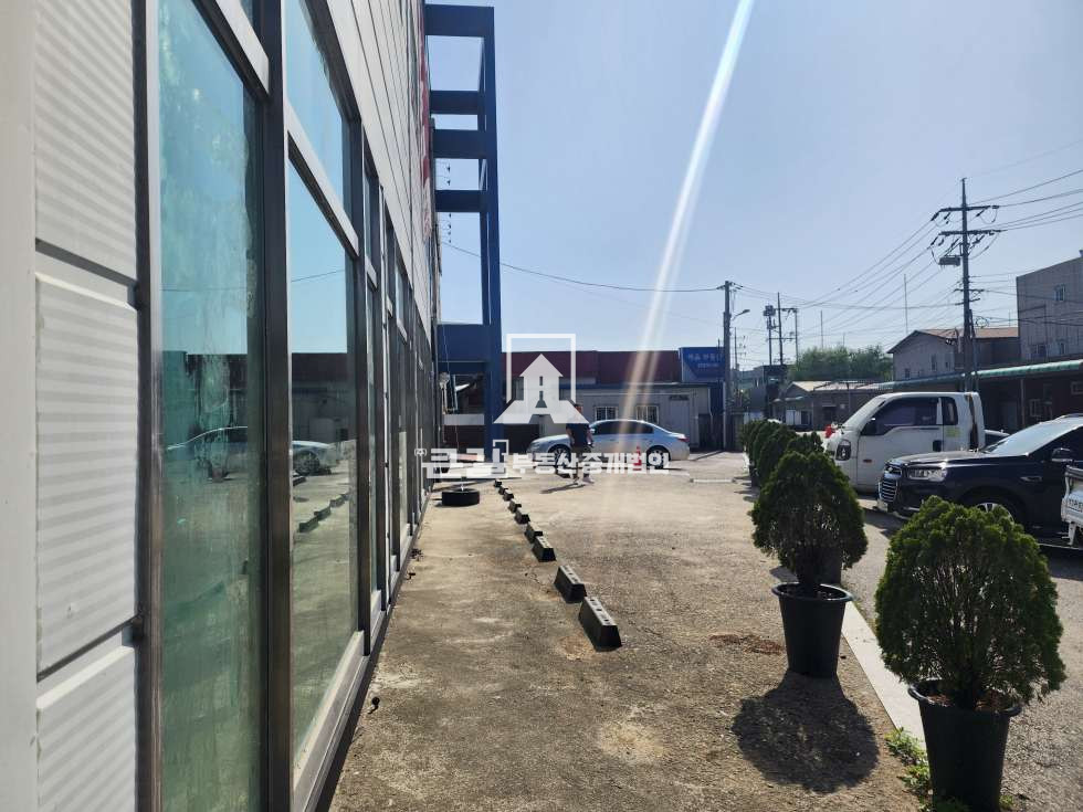 경기 고양덕양구 토당동 토당동 메인도로 창고형매장 또는 타이어매장추천 월세 매물번호 12759 사진 18