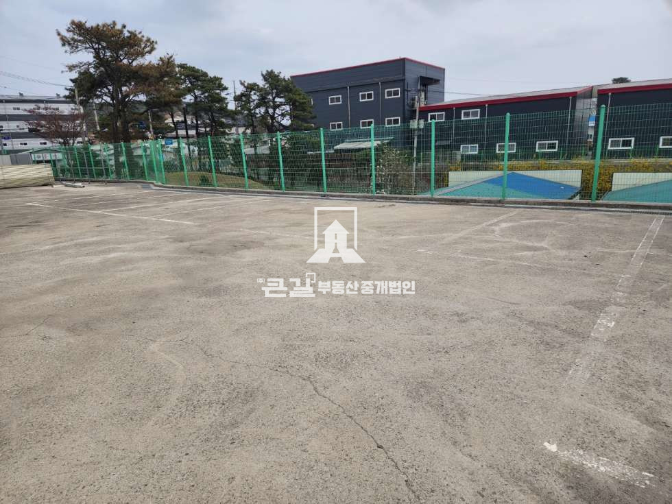 경기 고양일산동구 문봉동 대지580평, 창고시설4동, 도로지분36평 포함 매매 매매 매물번호 12615 사진 5