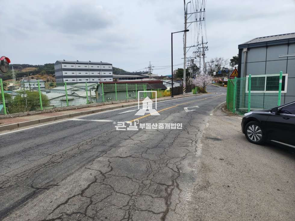 경기 고양일산동구 문봉동 대지580평, 창고시설4동, 도로지분36평 포함 매매 매매 매물번호 12615 사진 13