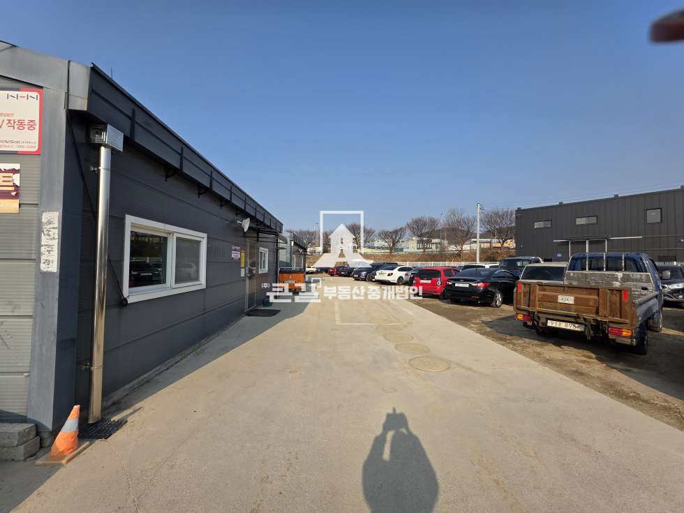 경기 고양일산서구 구산동 1동 48p, 단독주택, 넓은대지, 숙소및 사무실로 사용, 자유로 30초진입 월세 매물번호 14382 사진 5