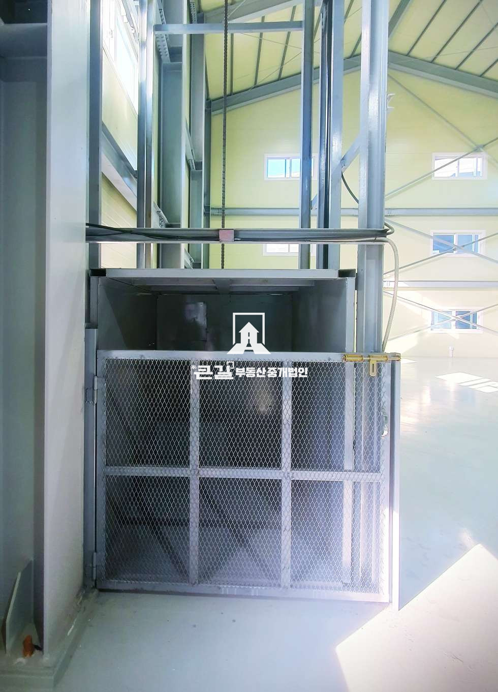 경기 고양일산서구 대화동 2동 연151/2종근생(제조장)/화물리프트45kg 설치/내부사무실/이산포ic 5분 월세 매물번호 13152 사진 15