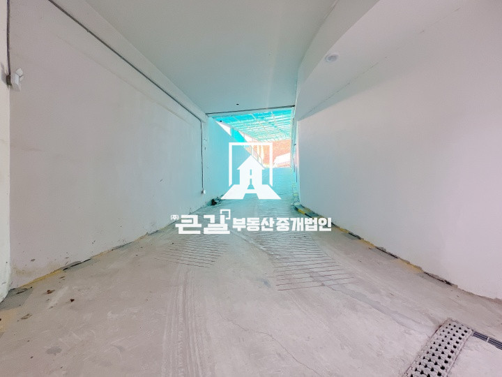 경기 고양일산동구 문봉동 1동 문봉동 2차선접한 마당넓은 자동차관련시설 월세 매물번호 12137 사진 8