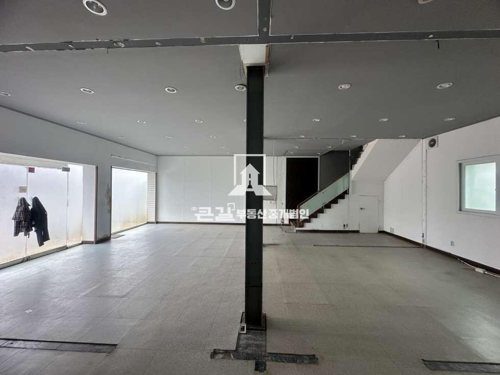 경기 고양일산동구 식사동 180p/창고시설/도로변/넓은단독마당, 고양시 일산 식사동 창고 임대 월세 매물번호 15506 사진 10