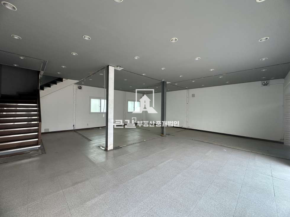 경기 고양일산동구 식사동 180p/창고시설/도로변/넓은단독마당, 고양시 일산 식사동 창고 임대 월세 매물번호 15506 사진 11